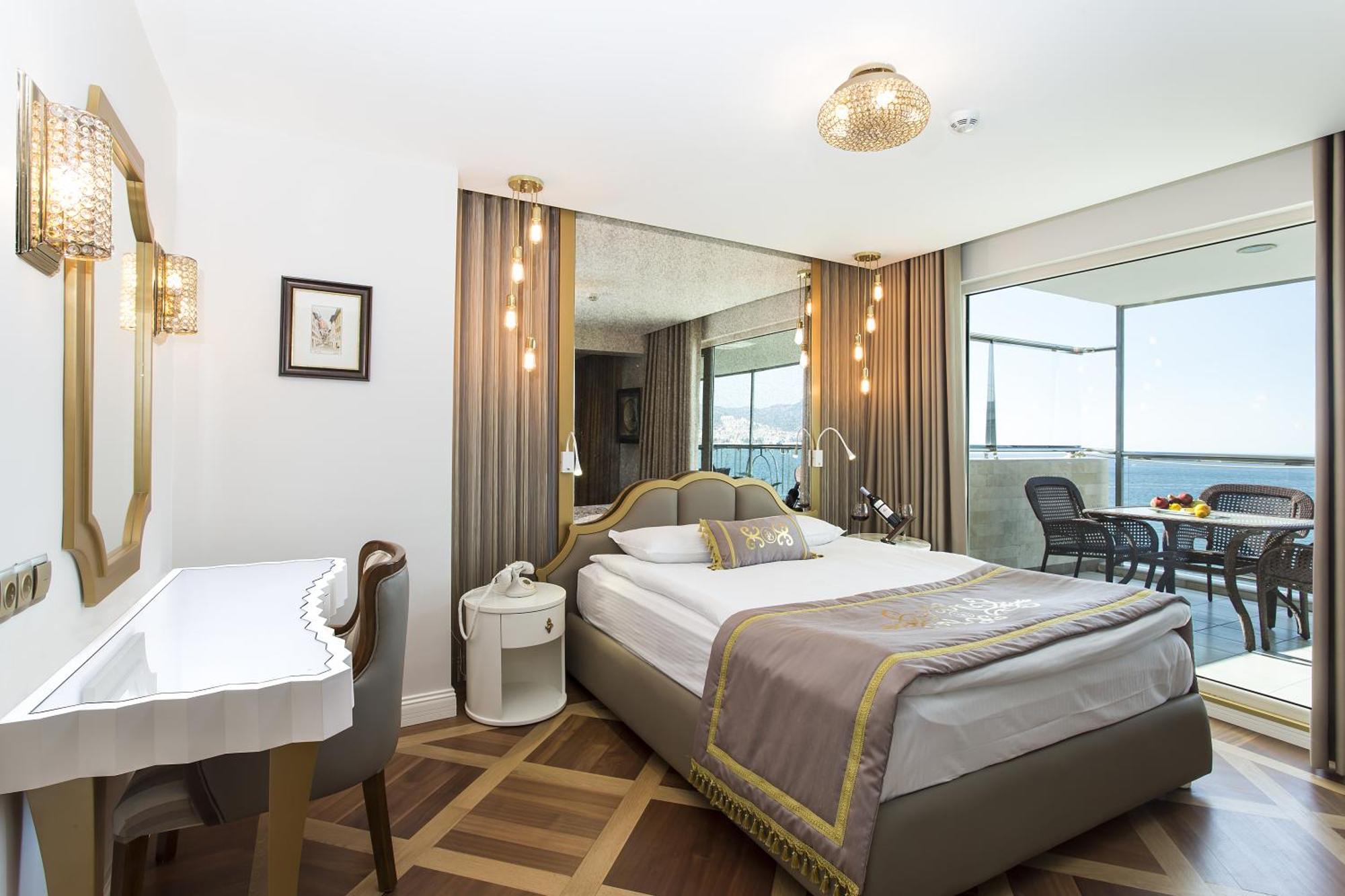 Izmir Palas Hotel Zimmer foto