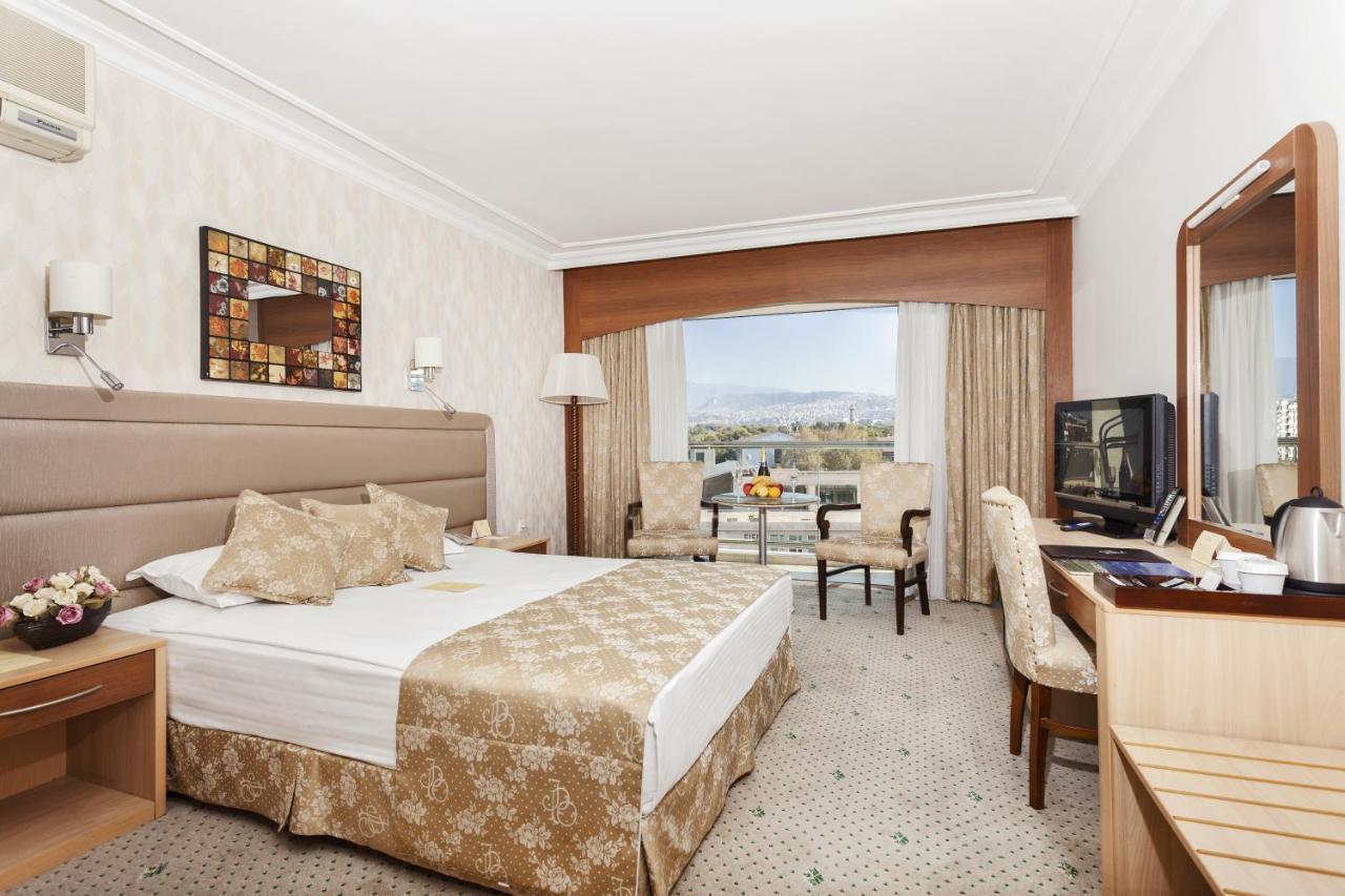Izmir Palas Hotel Zimmer foto